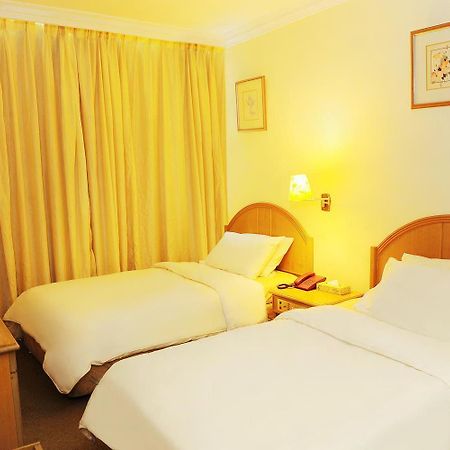 Borneo Hotel Kuching Eksteriør bilde
